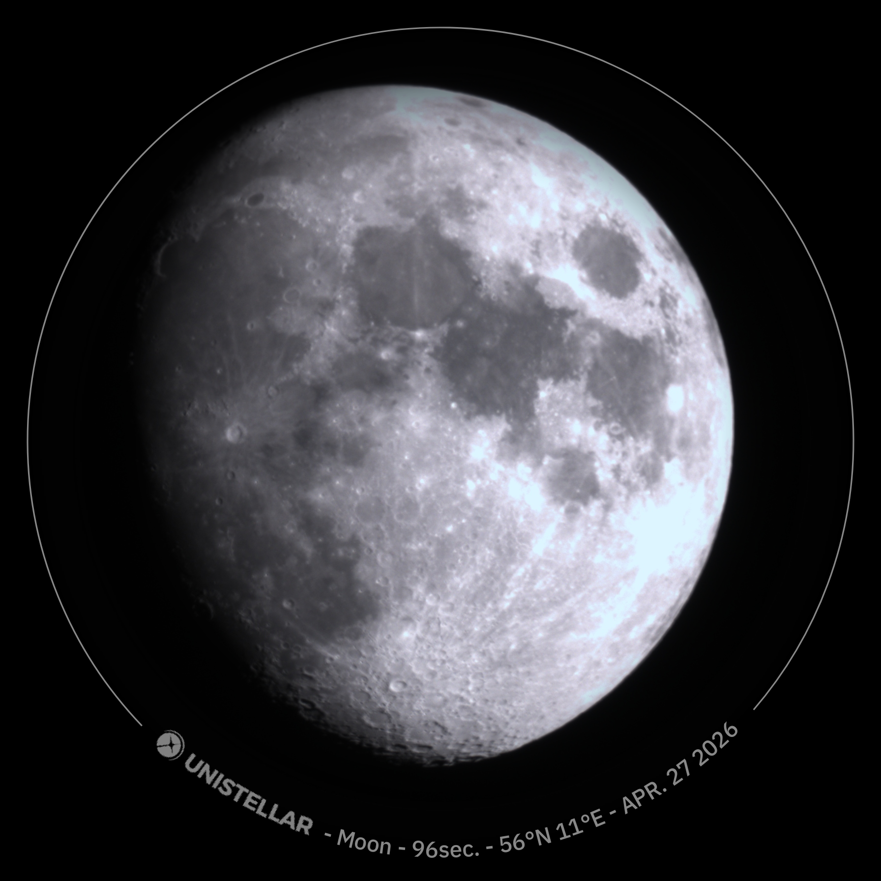 Tiltagende gibbous måne 27. april 2026